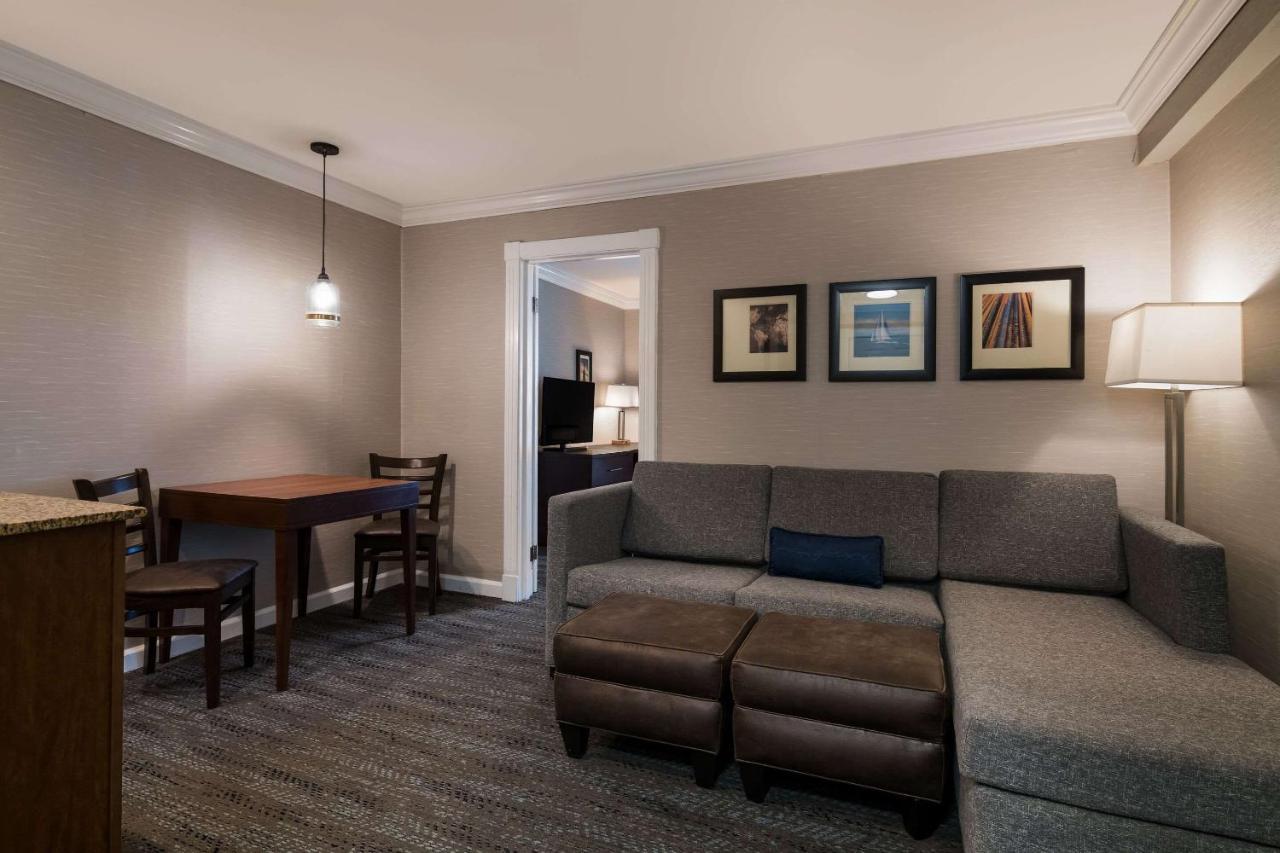 Comfort Inn & Suites Plattsburgh - Morrisonville Екстер'єр фото